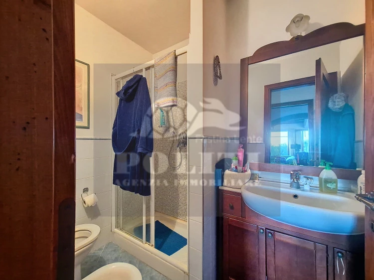 empoli_casa_in_vendita_panoramica_bagno_piano_terra