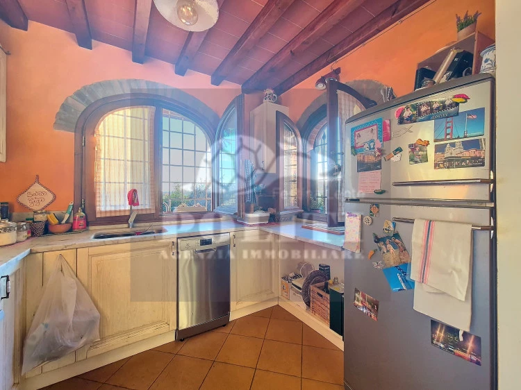 empoli_casa_in_vendita_panoramica_cucina